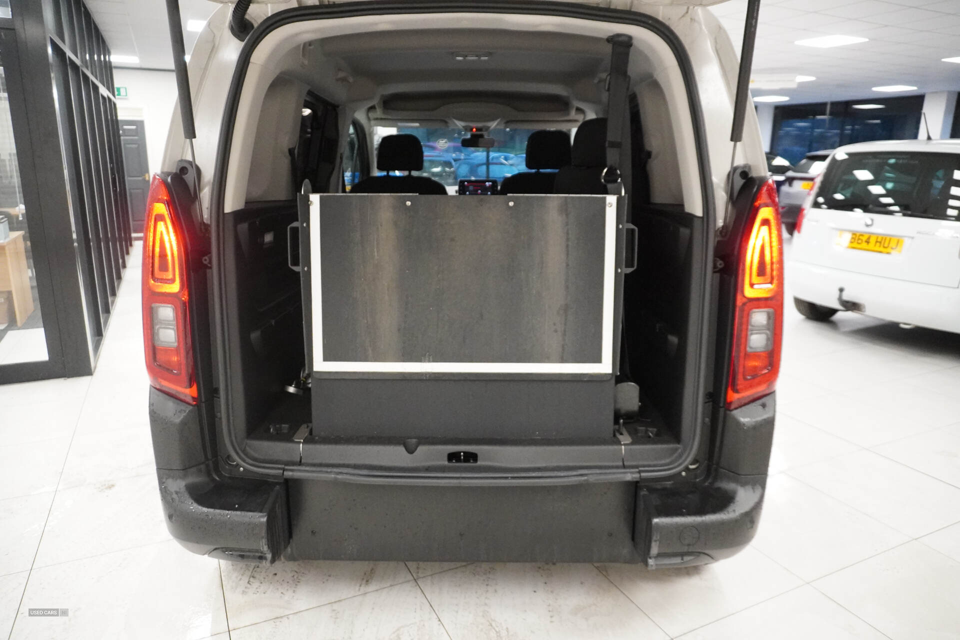 Aug 2020 Citroen Berlingo 1.5 BlueHDi 130 Feel M 5dr EAT8