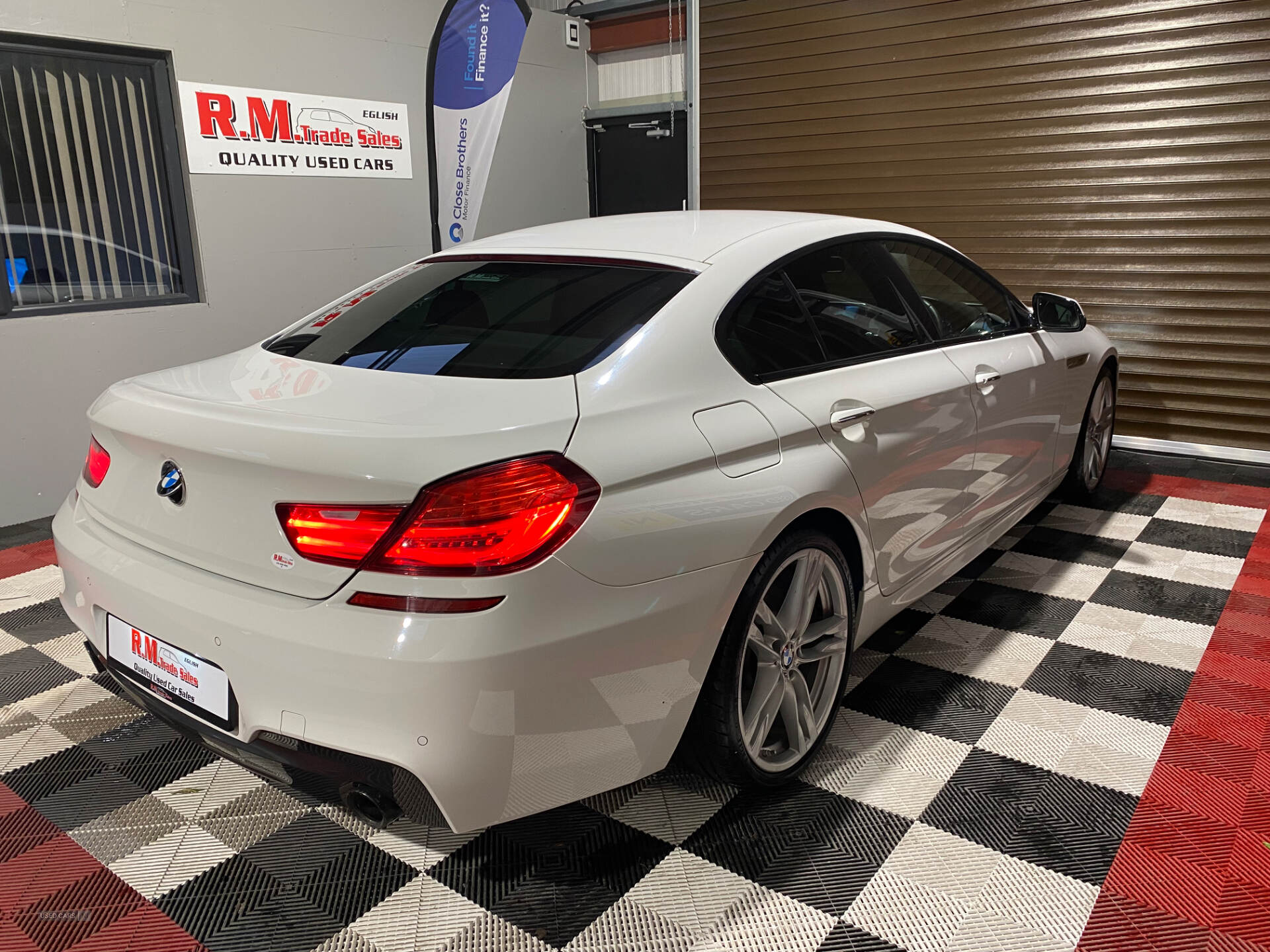 Sep 2016 BMW 6 Series 640d M Sport 4dr Auto