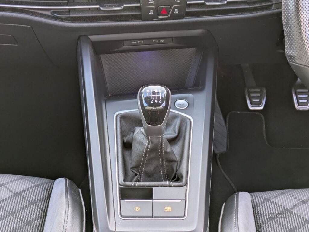 Jun 2021 Volkswagen Golf 1.5 TSI R-Line 5dr
