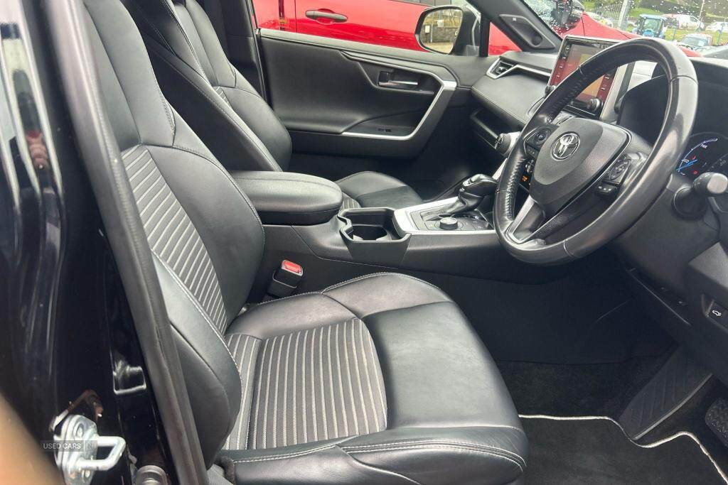 Dec 2020 Toyota RAV4 2.5 VVT-i Hybrid Black Edition 5dr CVT