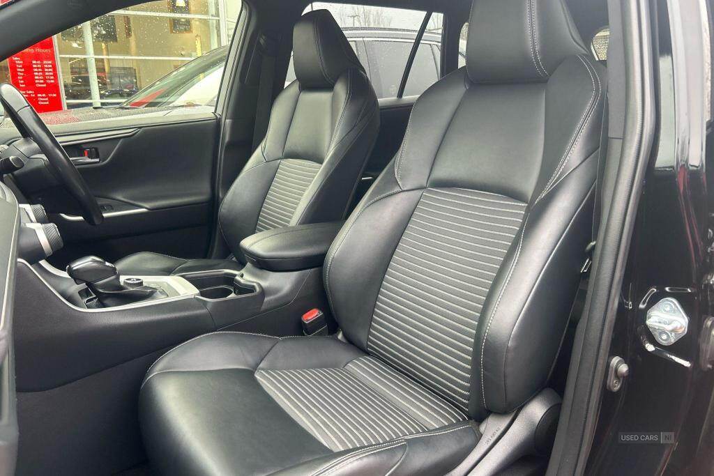 Dec 2020 Toyota RAV4 2.5 VVT-i Hybrid Black Edition 5dr CVT