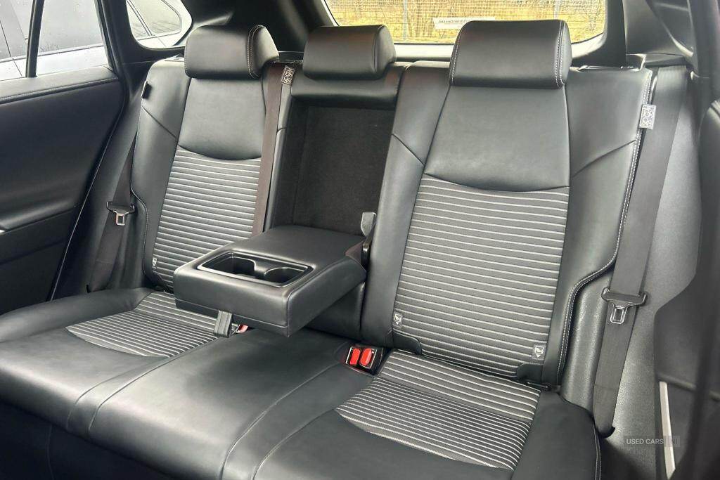 Dec 2020 Toyota RAV4 2.5 VVT-i Hybrid Black Edition 5dr CVT