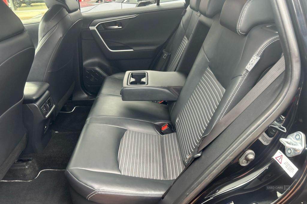 Dec 2020 Toyota RAV4 2.5 VVT-i Hybrid Black Edition 5dr CVT