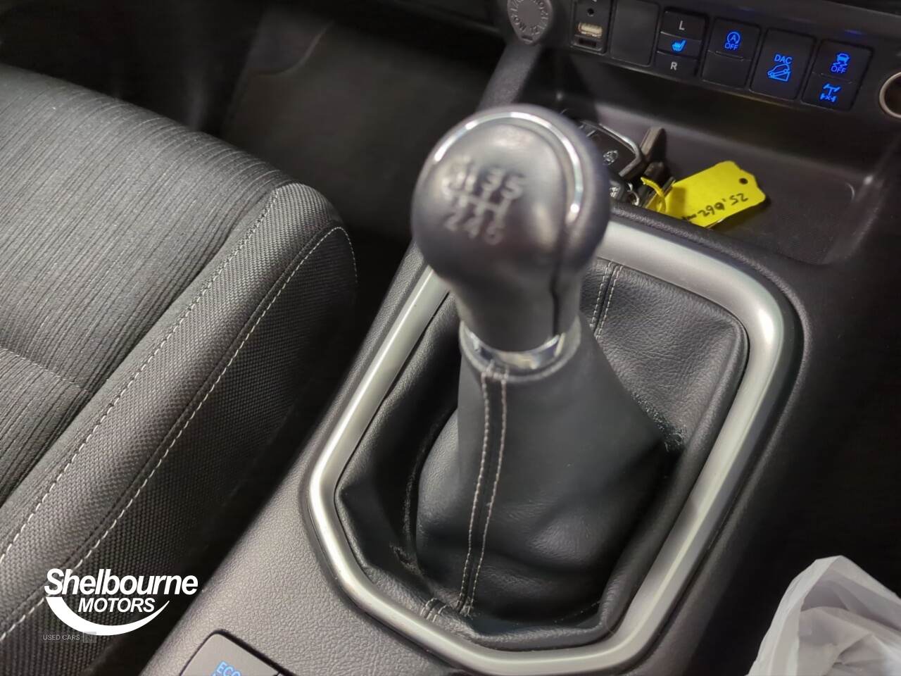 Oct 2021 Toyota Hilux Invincible D/Cab Pick Up 2.4 D-4D