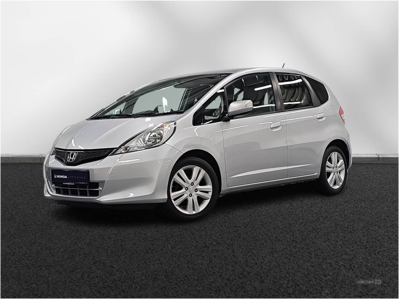 Nov 2014 Honda Jazz 1.4 i-VTEC ES Plus 5dr