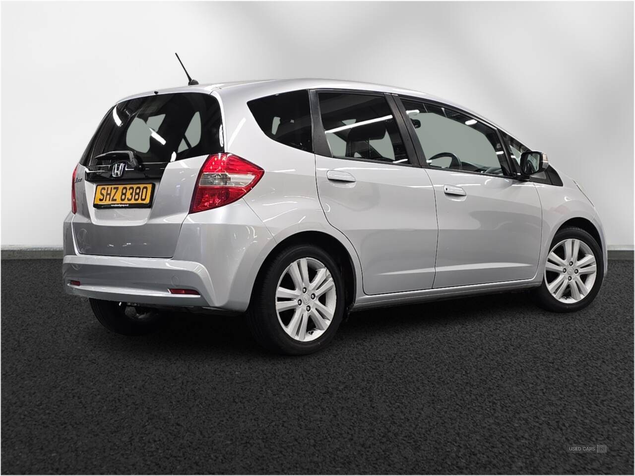 Nov 2014 Honda Jazz 1.4 i-VTEC ES Plus 5dr