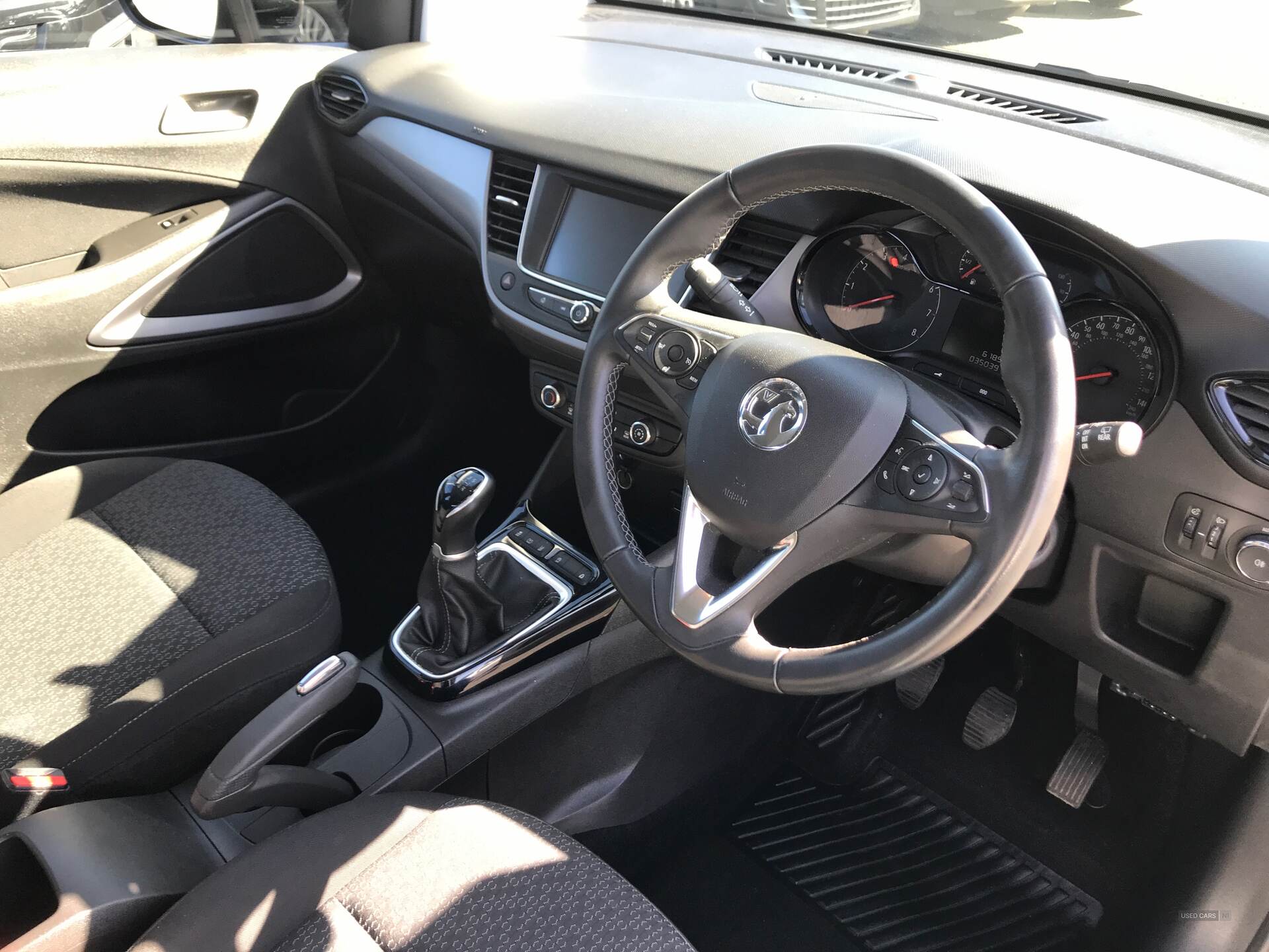 Jun 2021 Vauxhall Crossland 1.2 SE 5dr