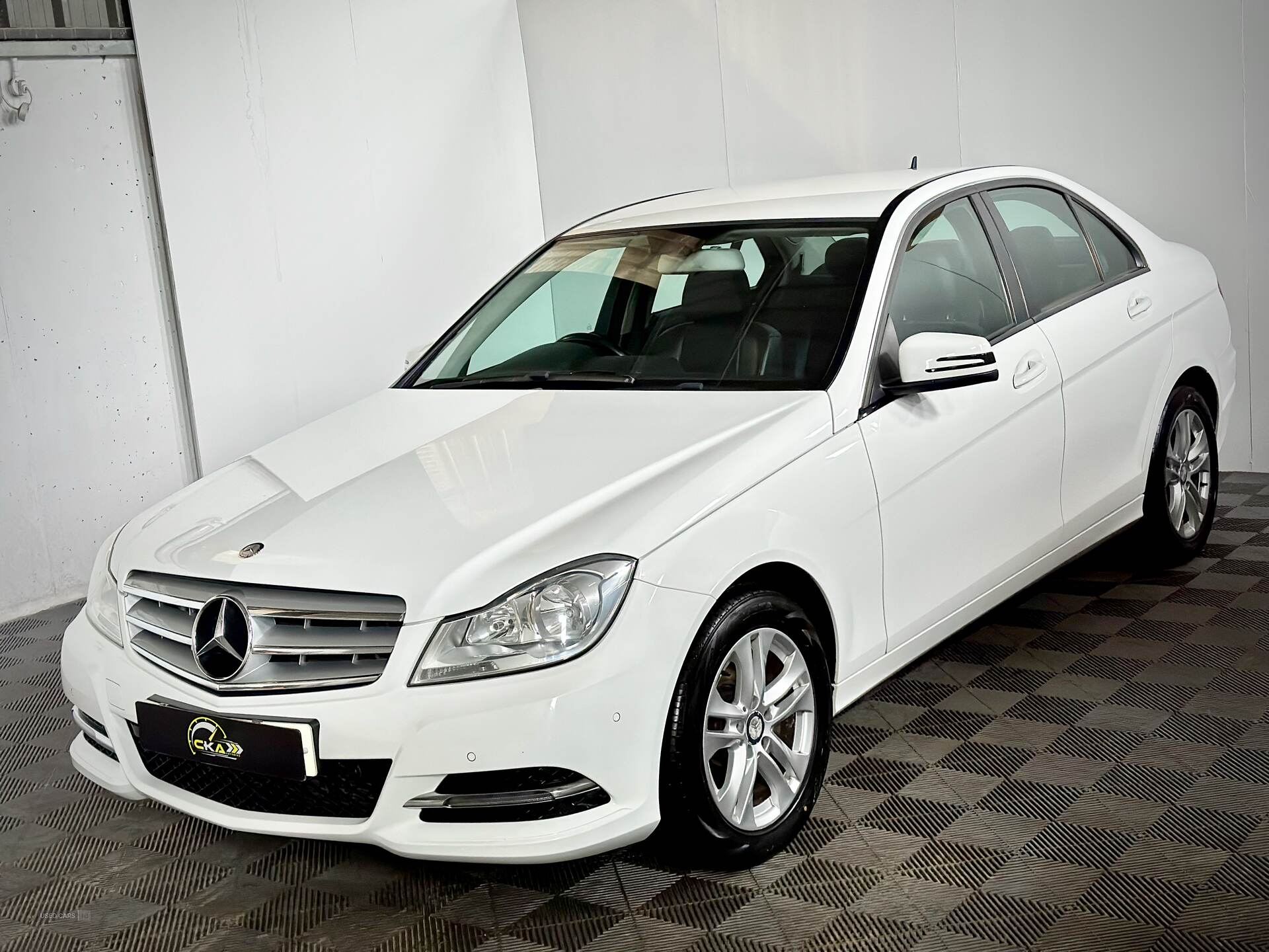Jun 2013 Mercedes C-Class C220 CDI BlueEFFICIENCY Executive SE 4dr