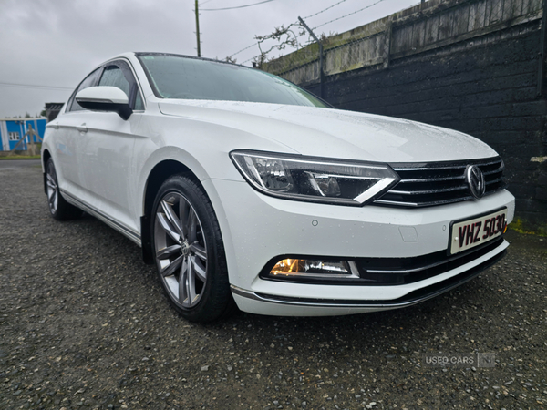 Volkswagen Passat DIESEL SALOON in Down