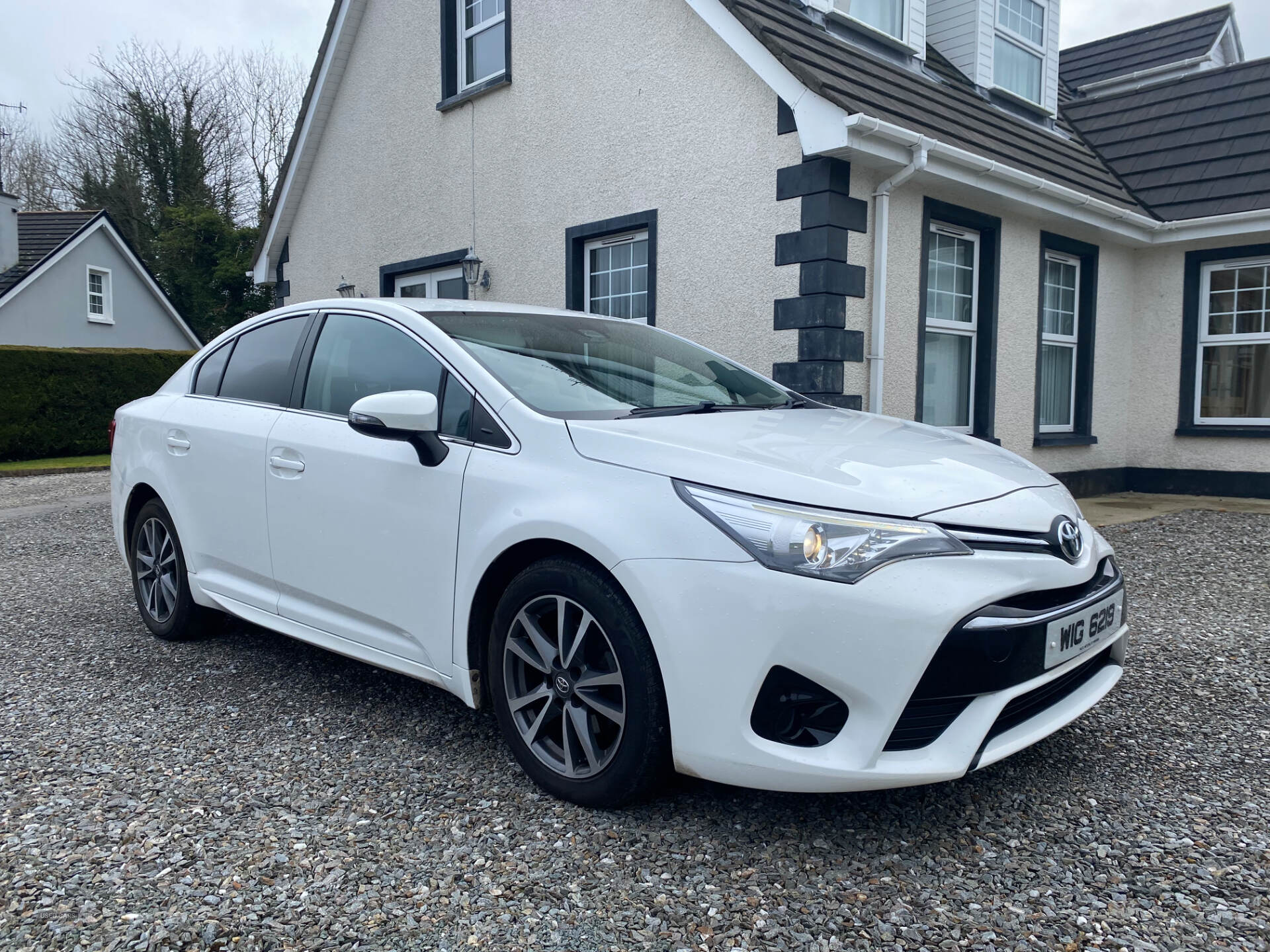 Apr 2016 Toyota Avensis 1.6D Active 4dr