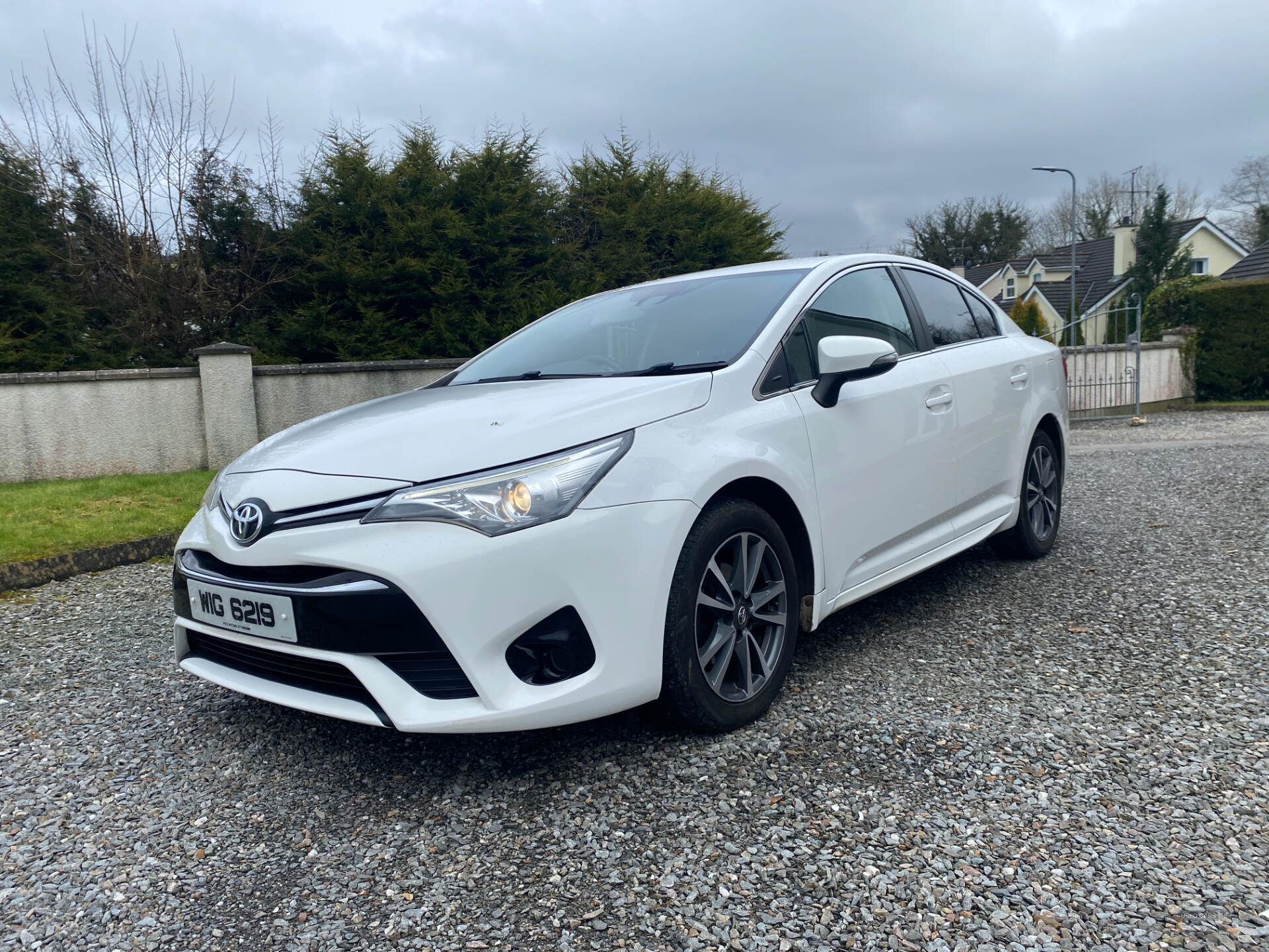 Apr 2016 Toyota Avensis 1.6D Active 4dr