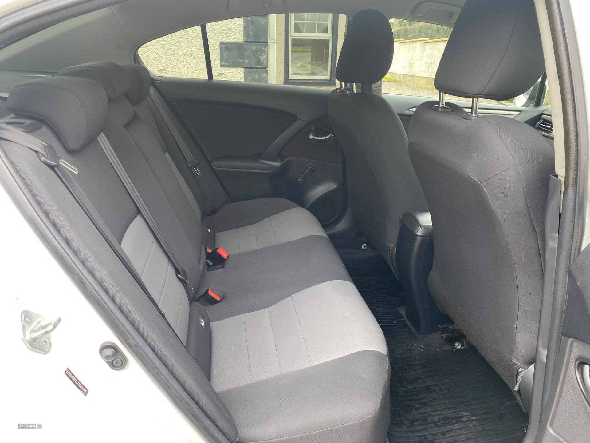 Apr 2016 Toyota Avensis 1.6D Active 4dr