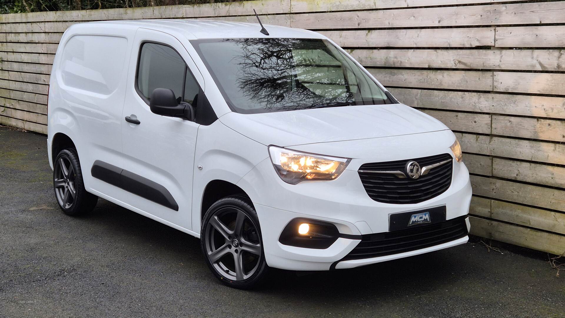 Jan 2022 Vauxhall Combo 2300 1.5 Turbo D 100ps H1 Sportive Van