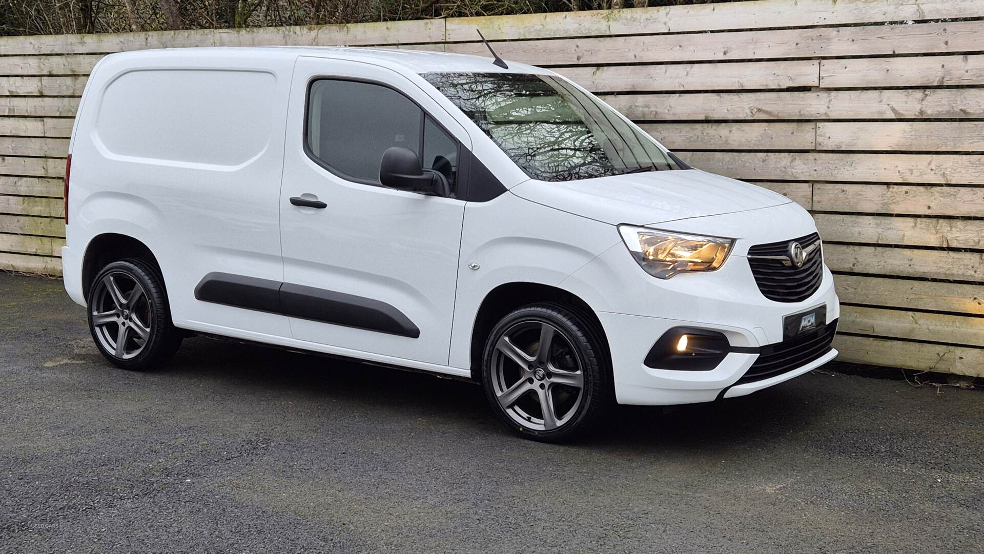 Jan 2022 Vauxhall Combo 2300 1.5 Turbo D 100ps H1 Sportive Van