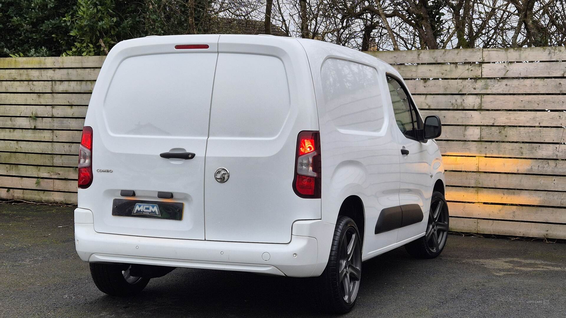 Jan 2022 Vauxhall Combo 2300 1.5 Turbo D 100ps H1 Sportive Van