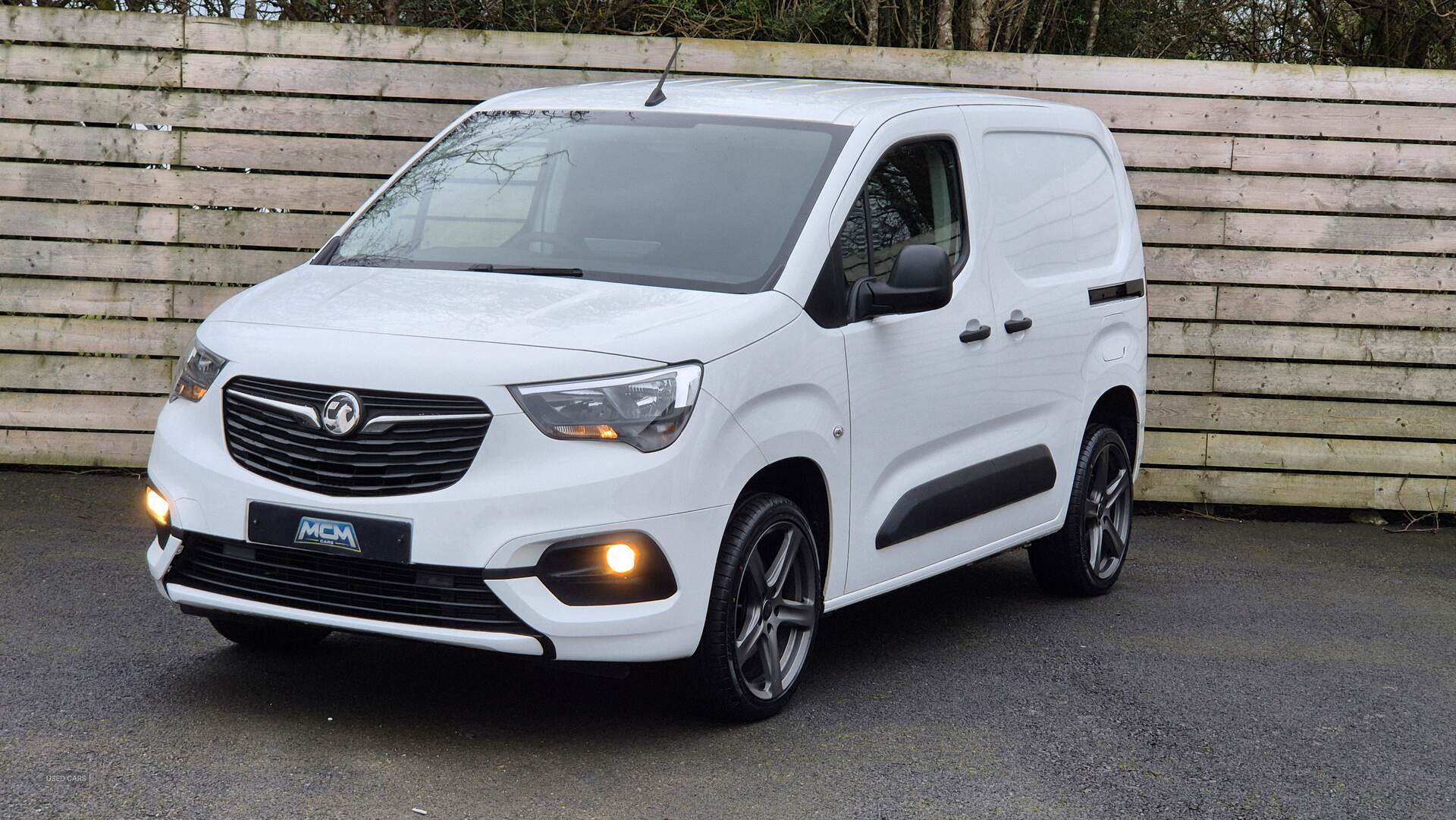 Jan 2022 Vauxhall Combo 2300 1.5 Turbo D 100ps H1 Sportive Van