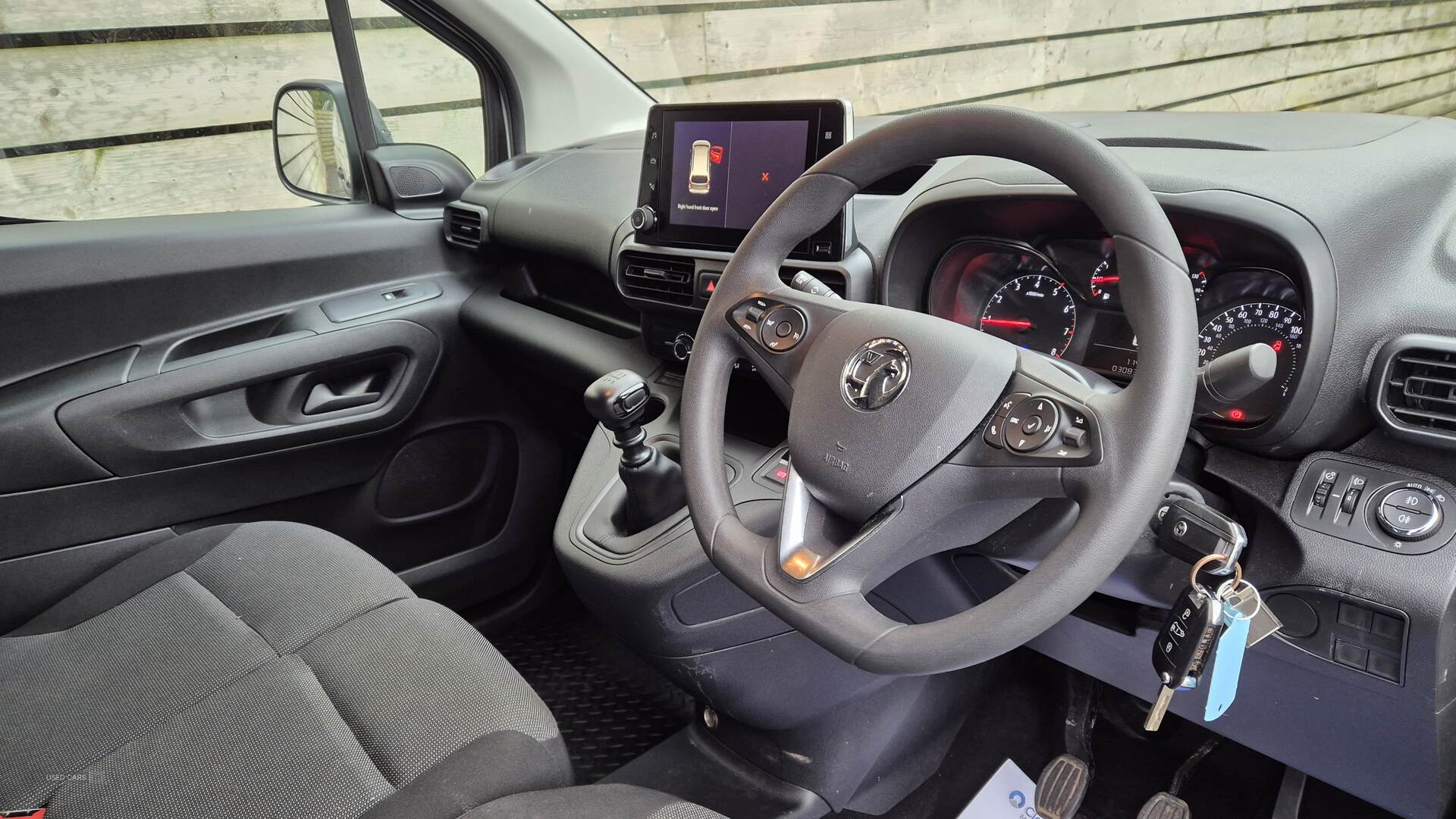Jan 2022 Vauxhall Combo 2300 1.5 Turbo D 100ps H1 Sportive Van