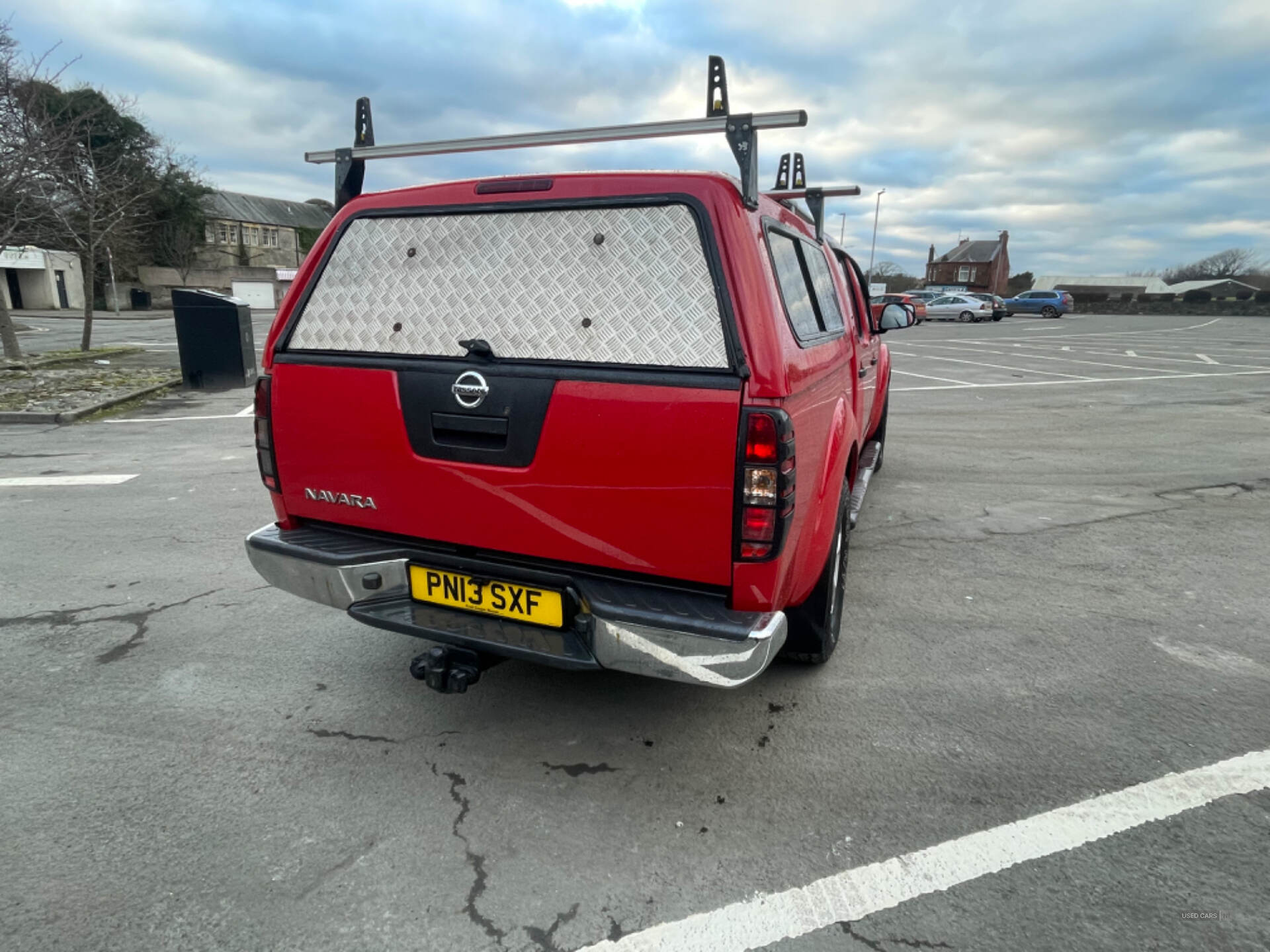 Jun 2013 Nissan Navara Double Cab Pick Up Tekna 2.5dCi 190 4WD