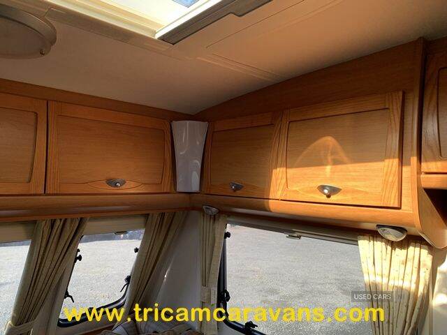 2008 Lunar Clubman EB Fixed End Bed 4 Berth