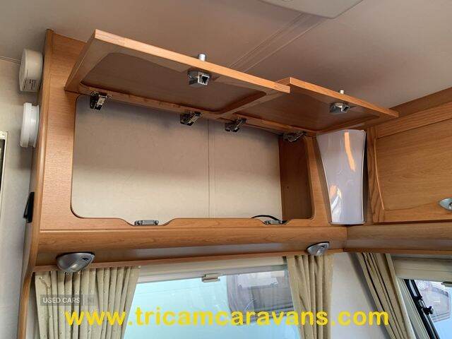 2008 Lunar Clubman EB Fixed End Bed 4 Berth