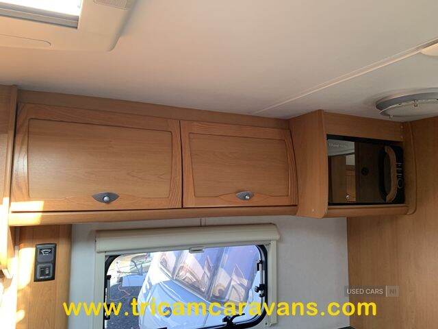 2008 Lunar Clubman EB Fixed End Bed 4 Berth