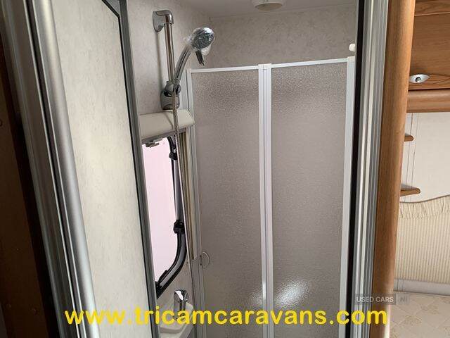 2008 Lunar Clubman EB Fixed End Bed 4 Berth