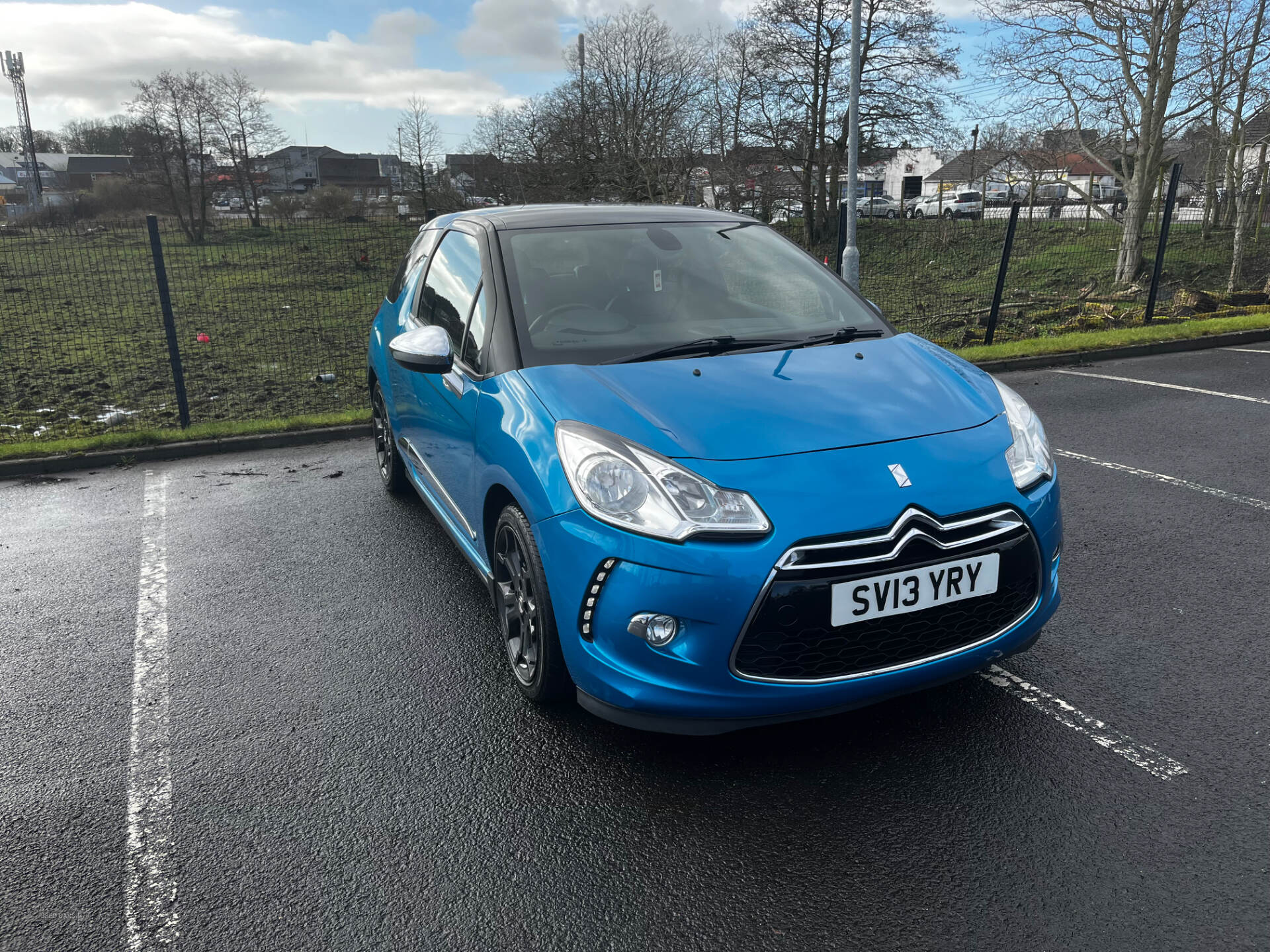 Apr 2013 Citroen DS3 1.6 e-HDi 115 Airdream DSport Plus 3dr