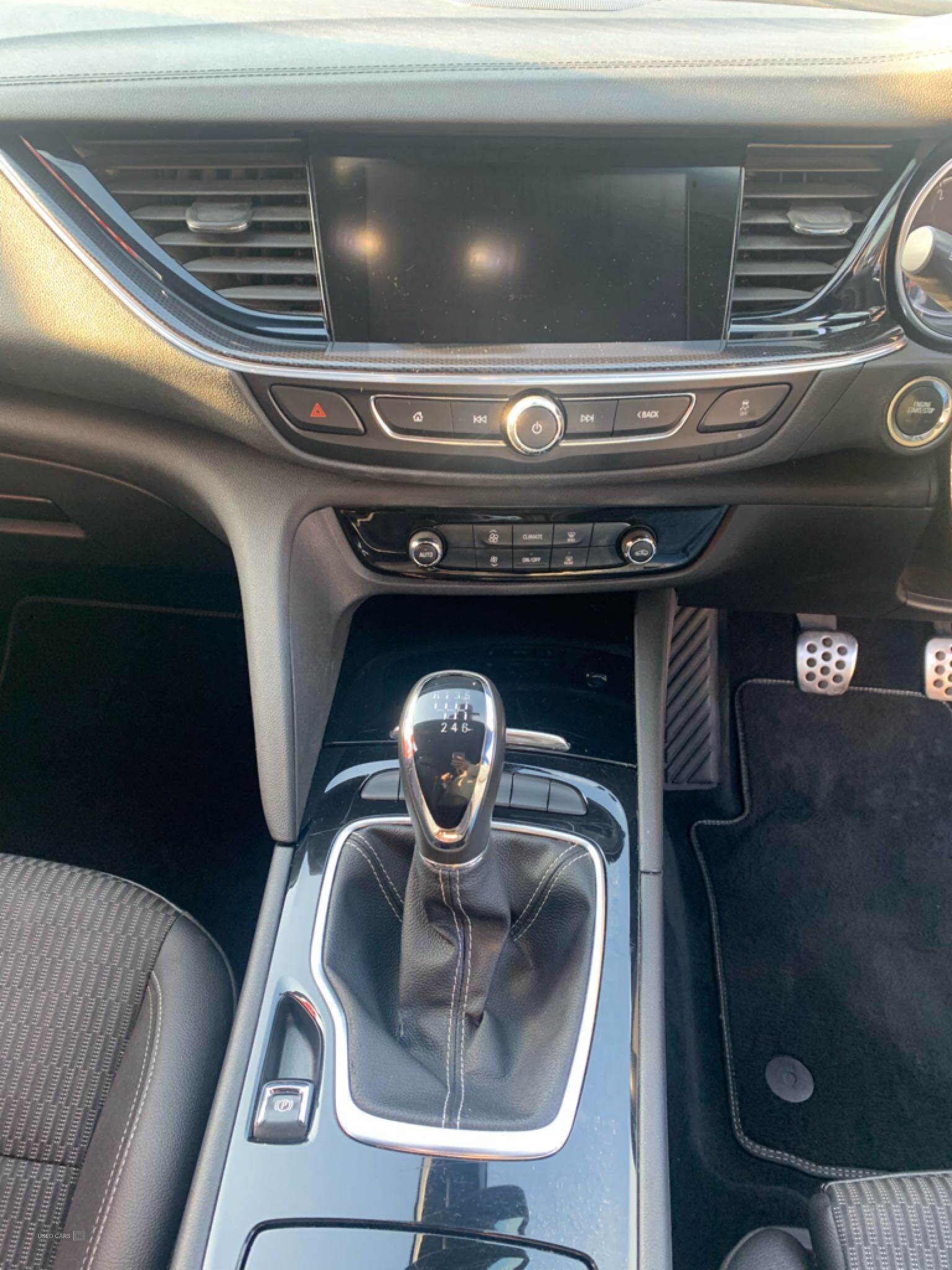Feb 2018 Vauxhall Insignia 2.0 Turbo D SRi Vx-line Nav 5dr