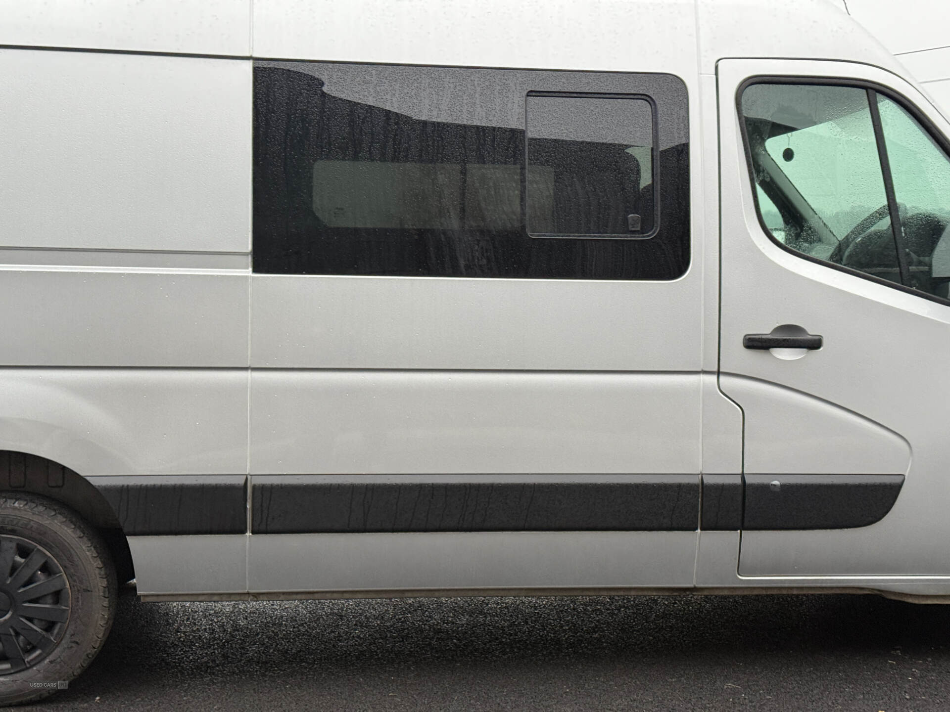 Sep 2014 Renault Master MM33dCi 110 Business Medium Roof Van