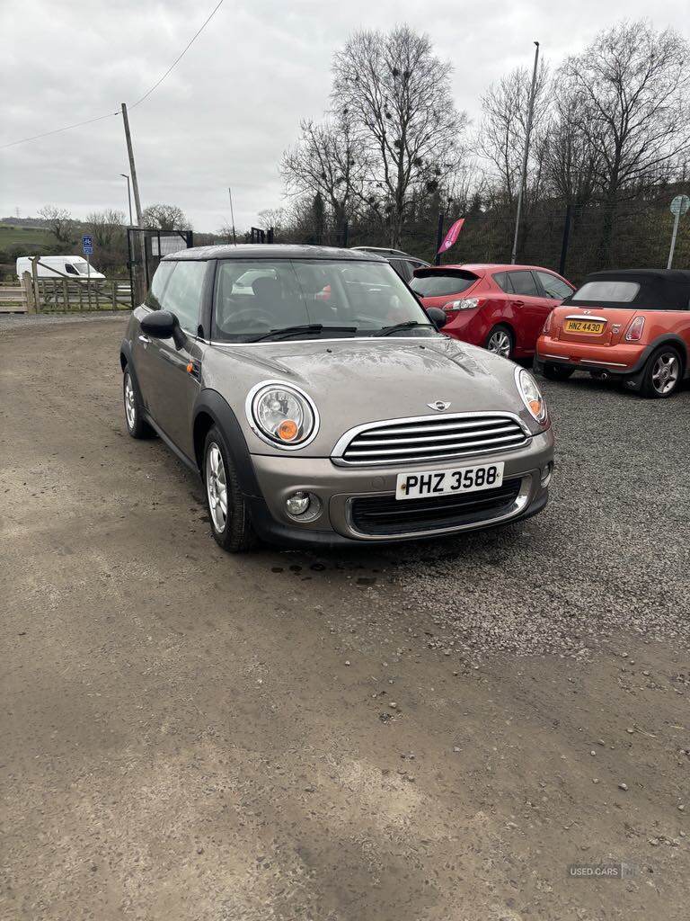 Aug 2012 MINI Hatch 1.6 One 3dr
