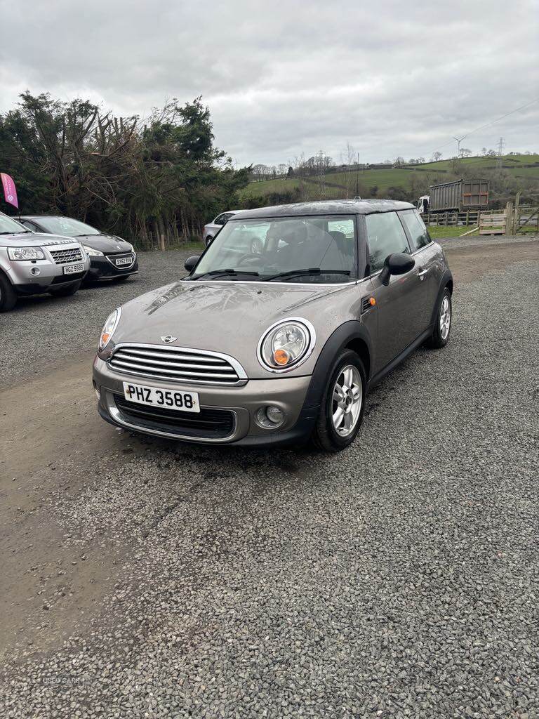 Aug 2012 MINI Hatch 1.6 One 3dr