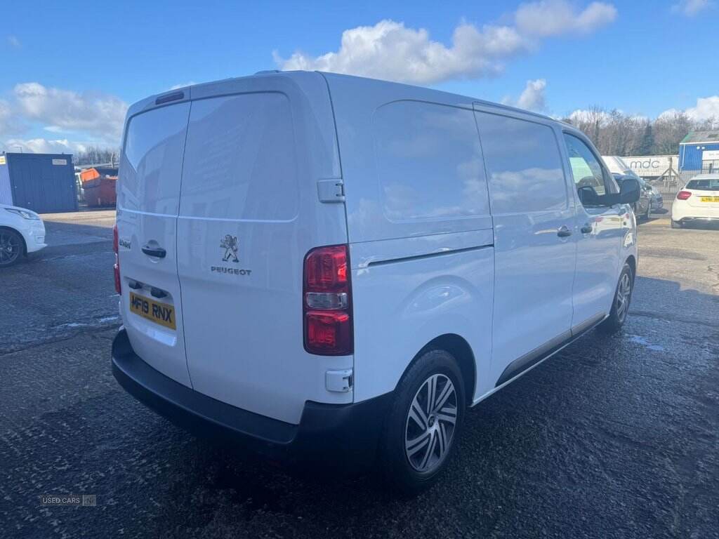 Apr 2019 Peugeot Expert 1000 1.6 BlueHDi 115 Professional Van