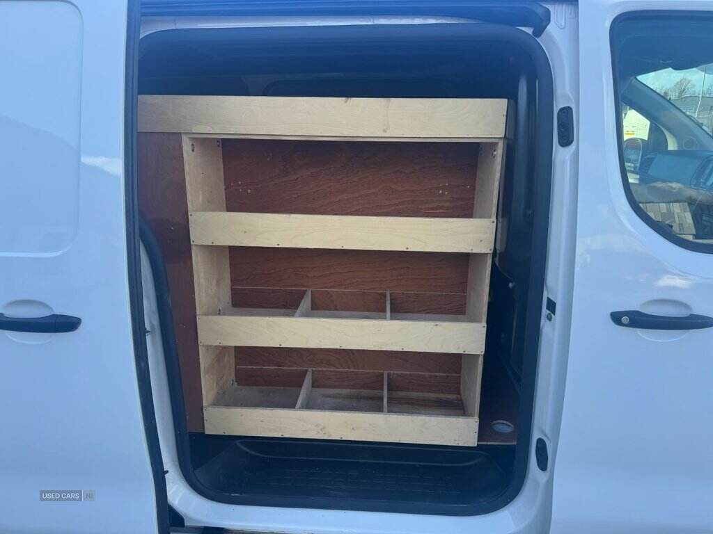 Apr 2019 Peugeot Expert 1000 1.6 BlueHDi 115 Professional Van