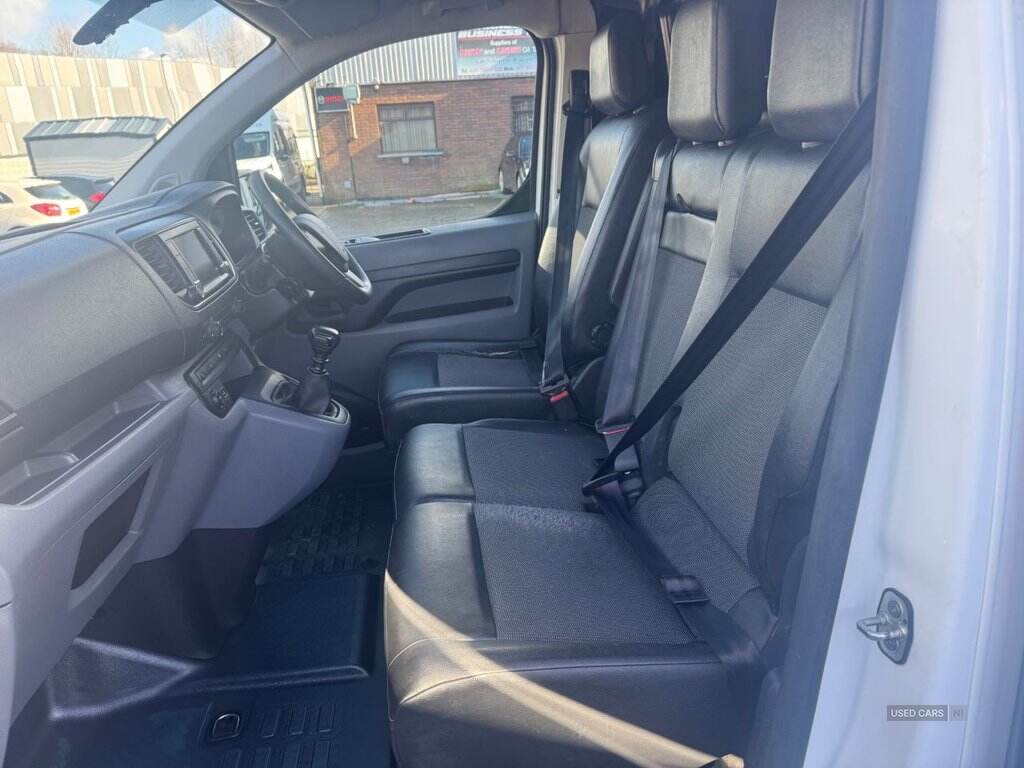 Apr 2019 Peugeot Expert 1000 1.6 BlueHDi 115 Professional Van