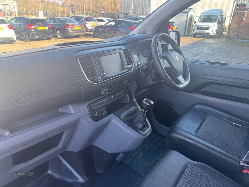 Apr 2019 Peugeot Expert 1000 1.6 BlueHDi 115 Professional Van