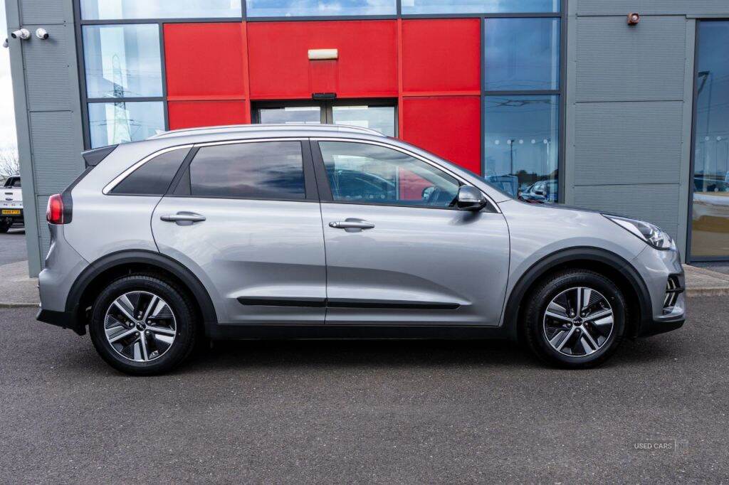 Mar 2022 Kia Niro 1.6 GDi Hybrid 2 5dr DCT