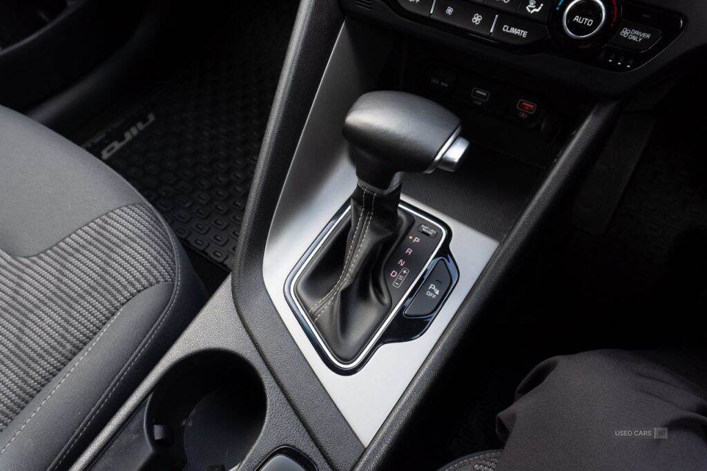 Mar 2022 Kia Niro 1.6 GDi Hybrid 2 5dr DCT