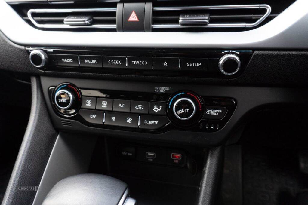 Mar 2022 Kia Niro 1.6 GDi Hybrid 2 5dr DCT