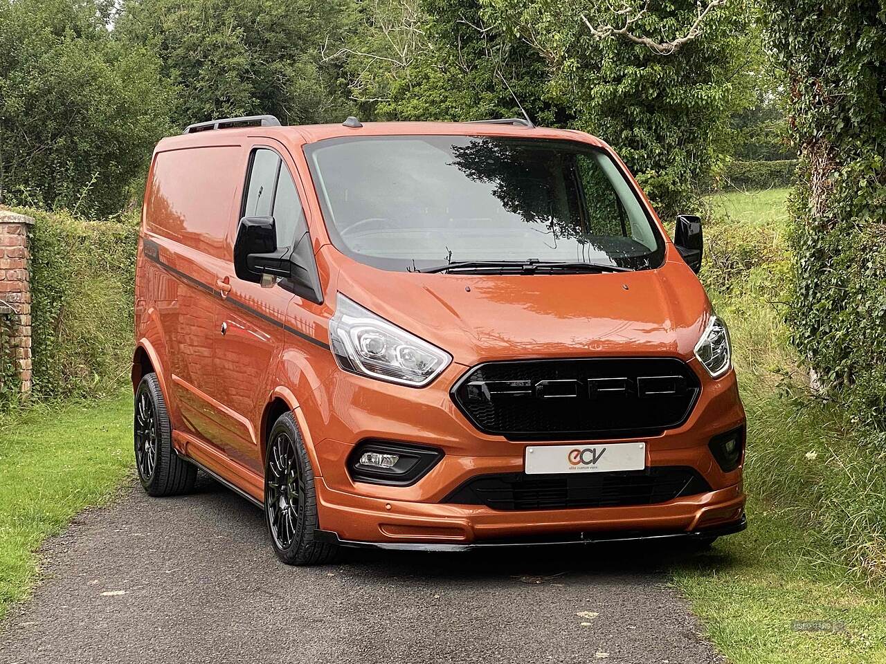 Jun 2022 Ford Transit Custom 2.0 EcoBlue 130ps Low Roof Limited Van