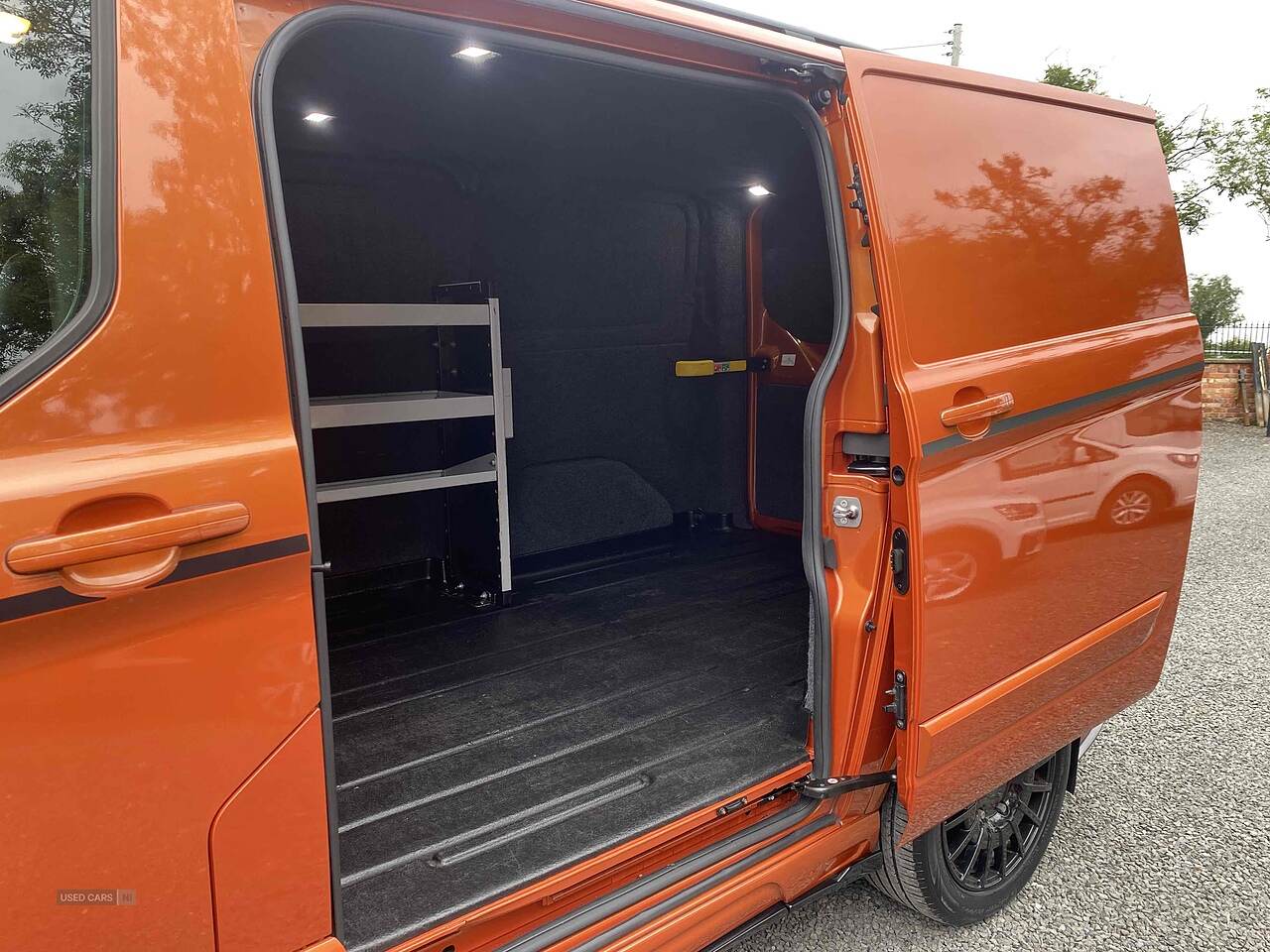 Jun 2022 Ford Transit Custom 2.0 EcoBlue 130ps Low Roof Limited Van