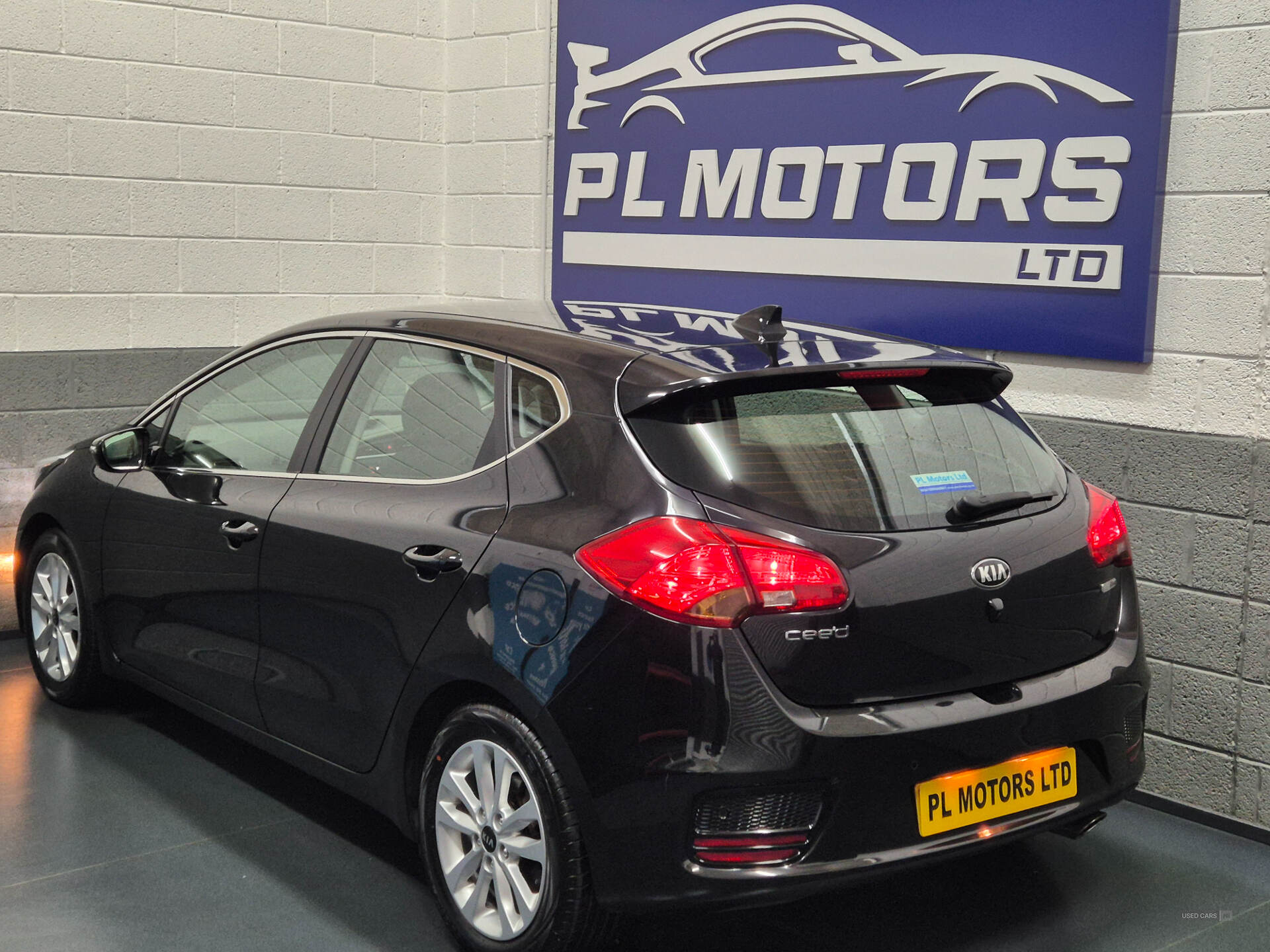 Jan 2018 Kia Ceed 1.6 GDi ISG 2 5dr