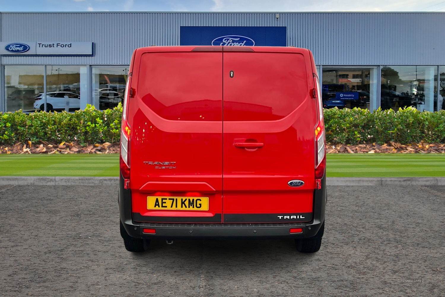 Oct 2021 Ford Transit Custom 2.0 EcoBlue 130ps Low Roof Trail Van