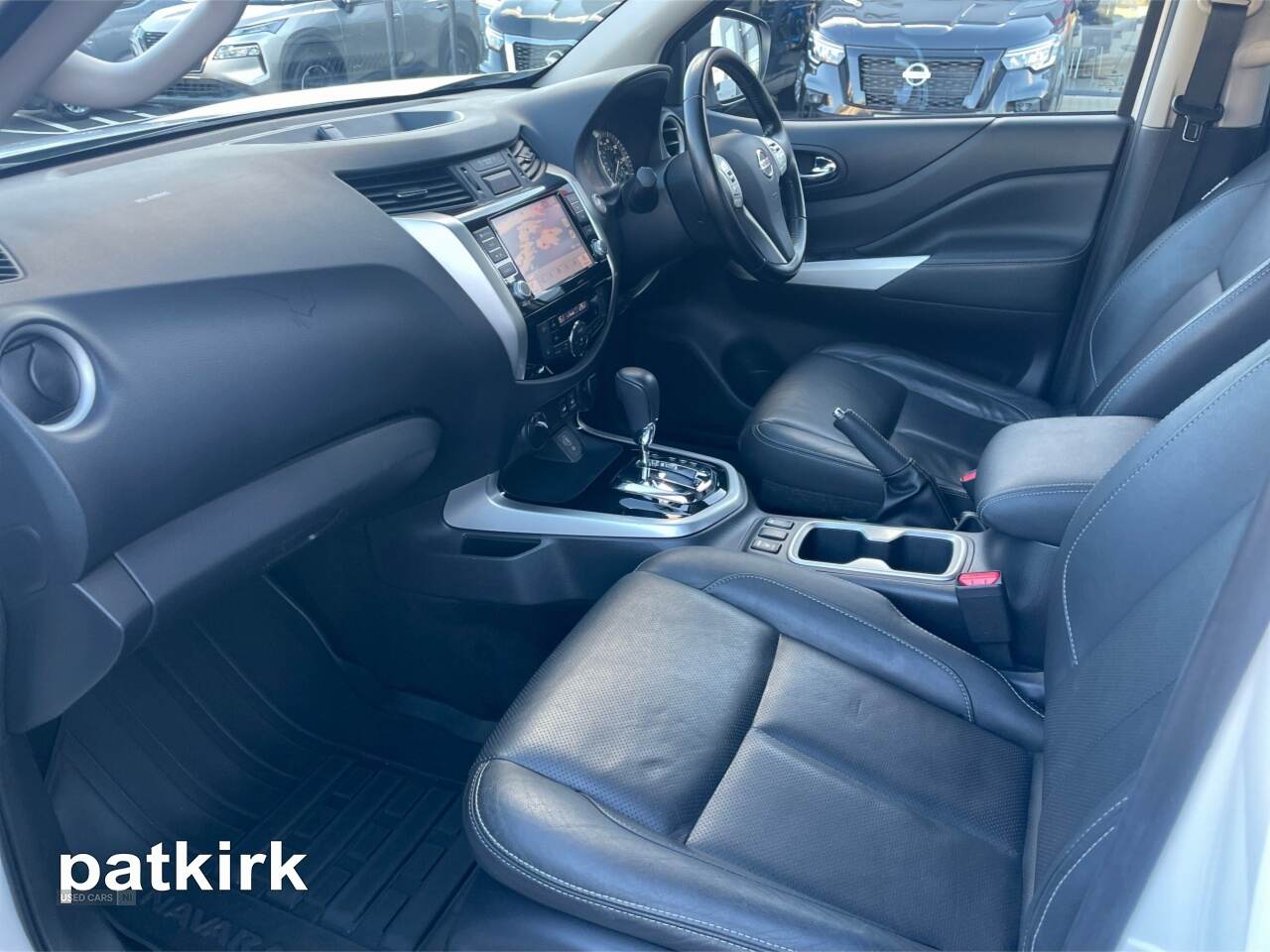 Feb 2021 Nissan Navara Double Cab Pick Up Tekna 2.3dCi 190 TT 4WD Auto