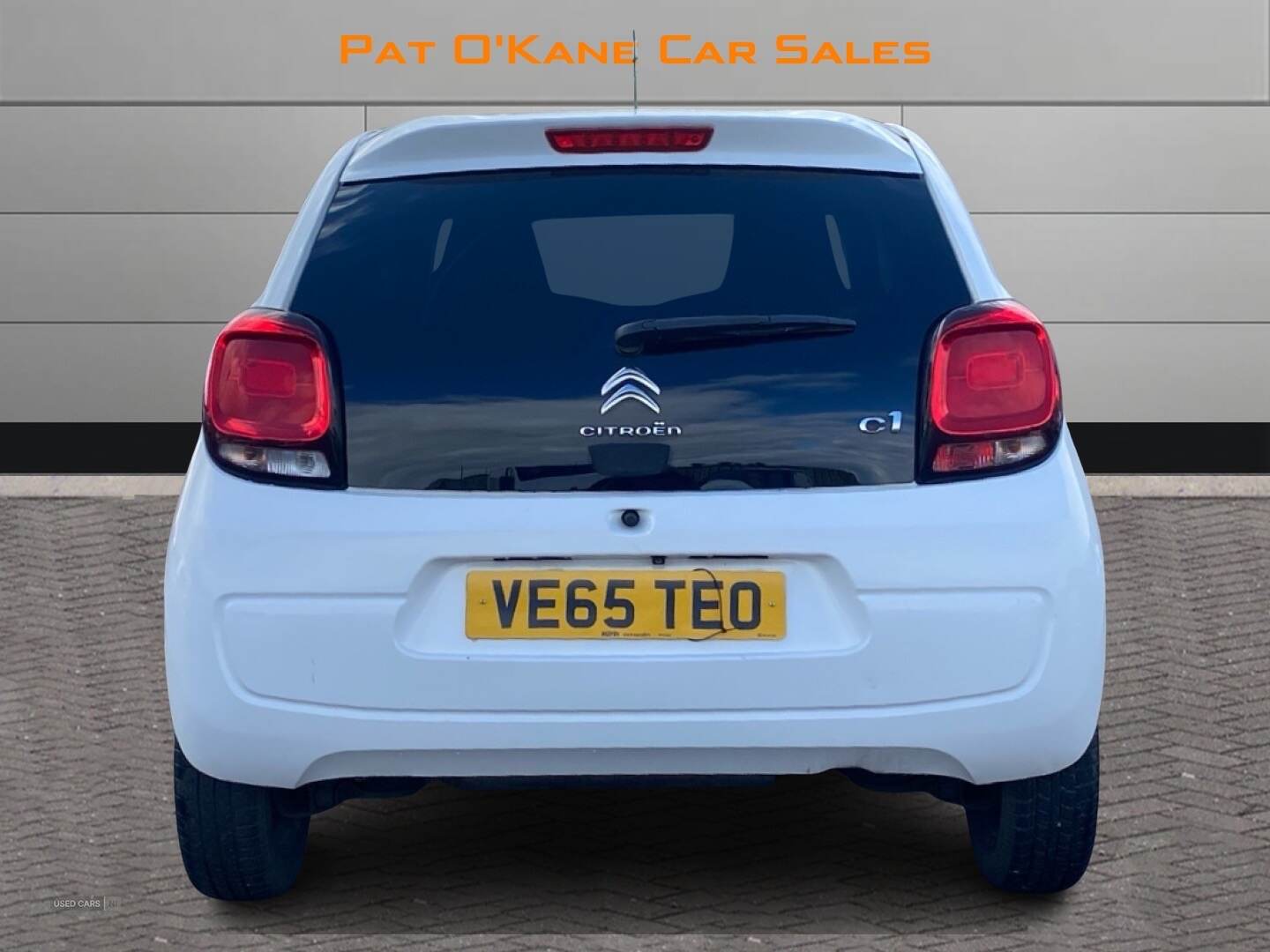 Jan 2016 Citroen C1 1.2 PureTech Flair 5dr