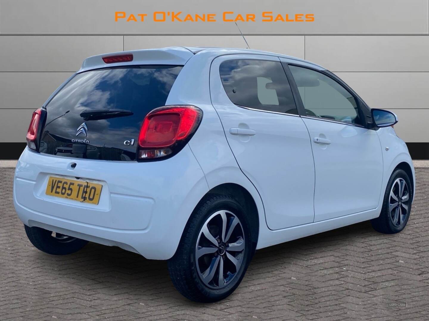 Jan 2016 Citroen C1 1.2 PureTech Flair 5dr