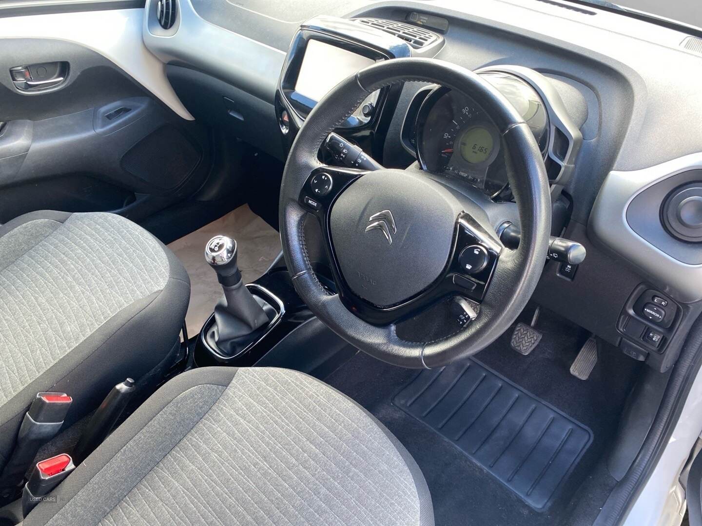 Jan 2016 Citroen C1 1.2 PureTech Flair 5dr