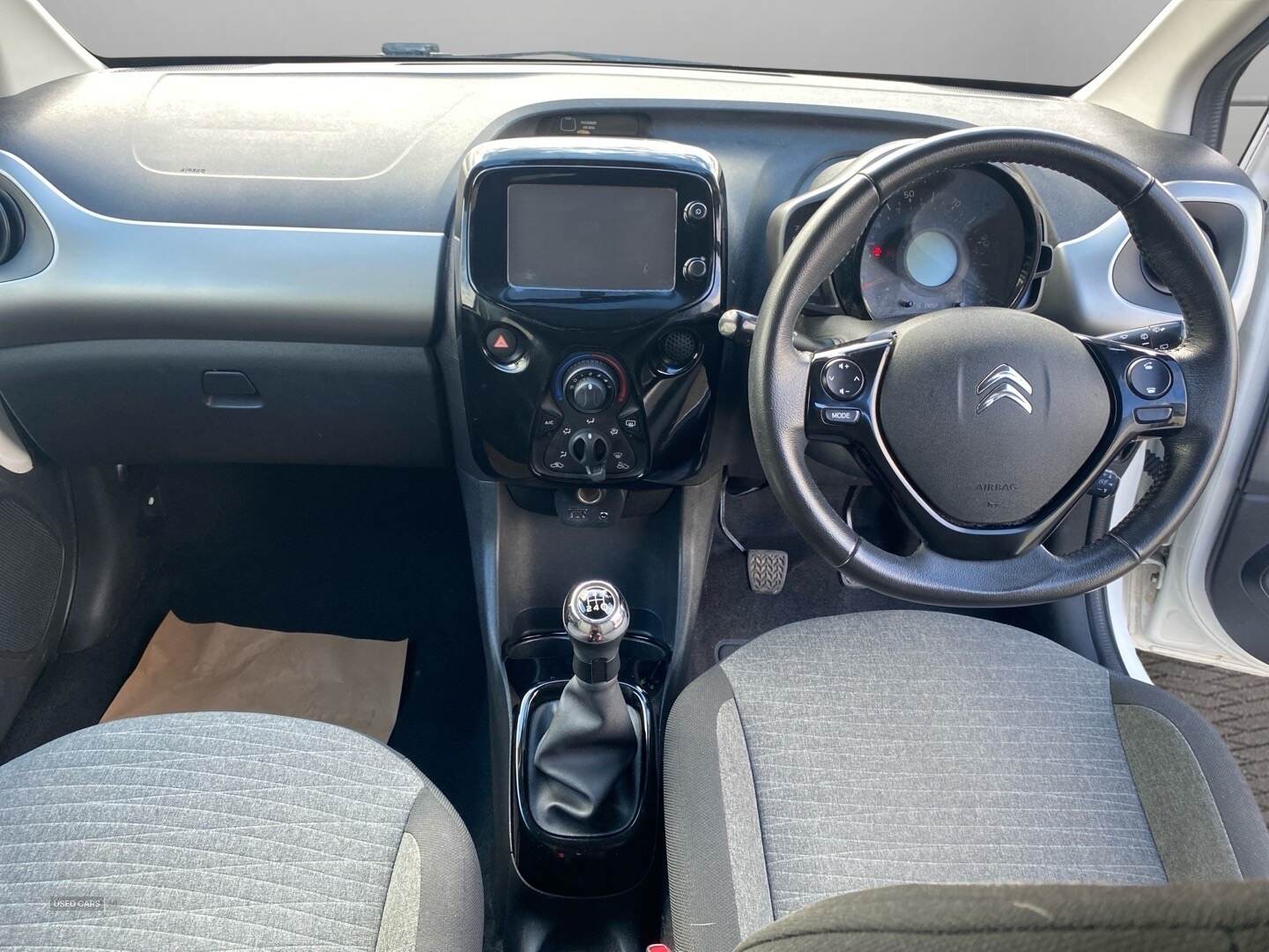 Jan 2016 Citroen C1 1.2 PureTech Flair 5dr