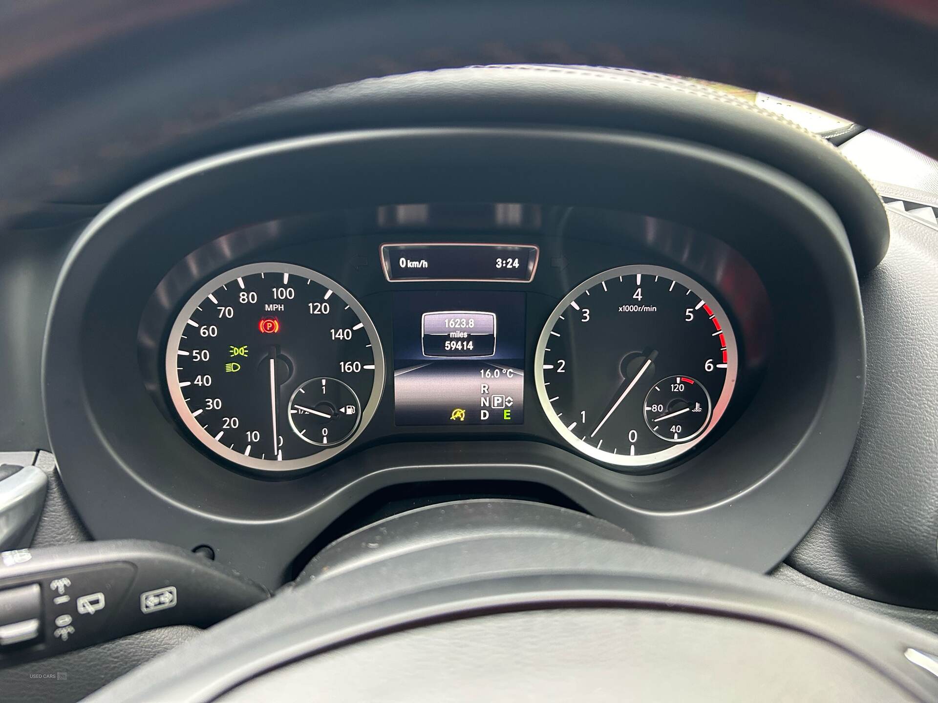 Apr 2016 Infiniti Q30 2.2d Premium 5dr DCT
