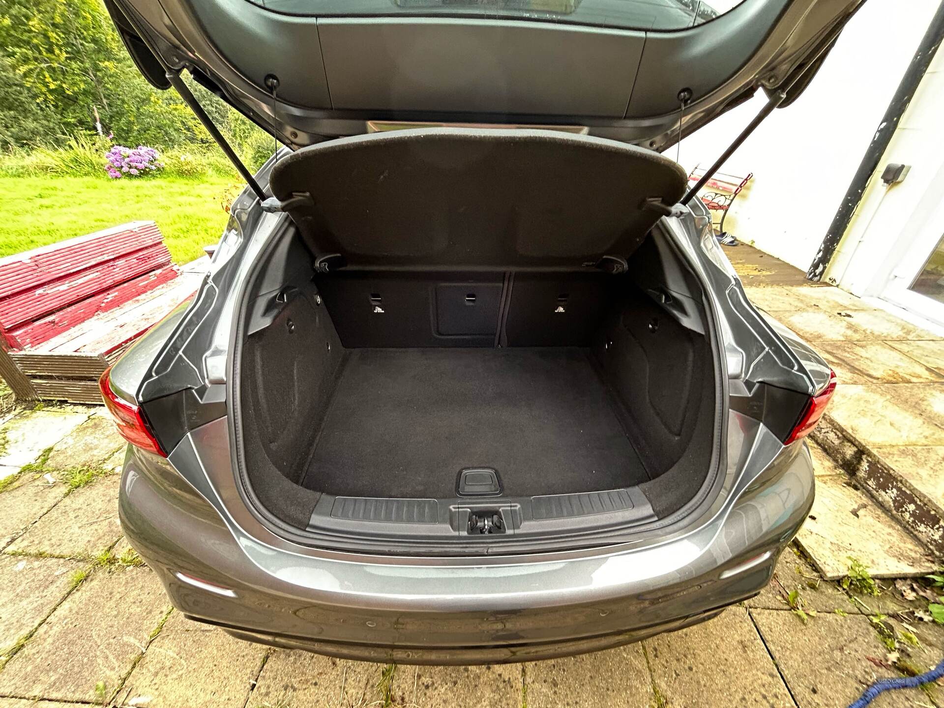 Apr 2016 Infiniti Q30 2.2d Premium 5dr DCT