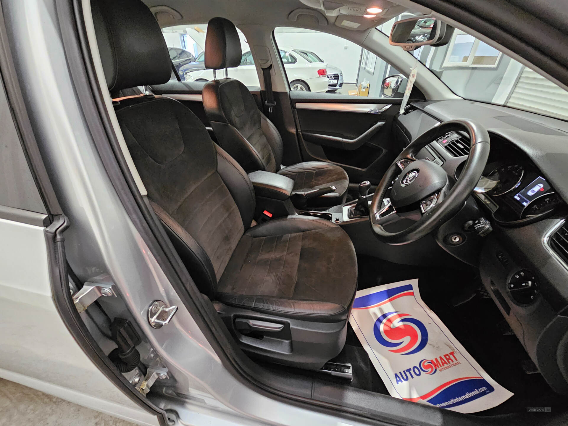 Nov 2015 Skoda Octavia 1.6 TDI CR 110 SE L 5dr
